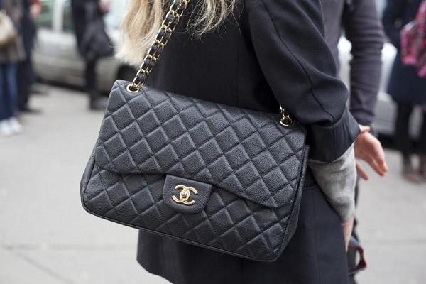 Cara Membedakan Tas Chanel Asli dan Palsu, Jangan Sampai Merugi!