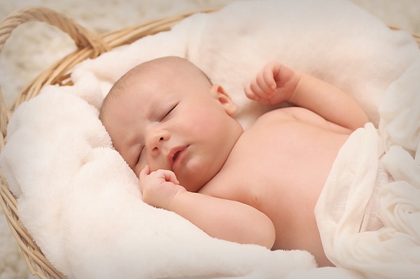 Mengenali Takaran Susu Yang Tepat Untuk Bayi Sesuai Usia